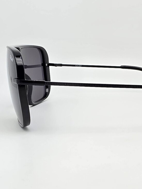 Quay Australia Take A Number Black Frame Polarized Smoke Lens Shield Sunglasses main image 11